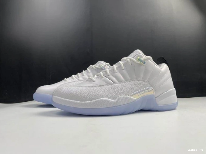 One Kick DB0733-190 (2021) 12 EASTER JORDAN LOW RETRO AIR 0709